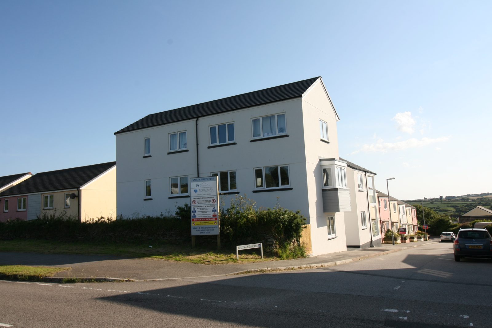 Wilkinson Gardens approach